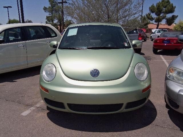 Volkswagen New Beetle 2006 photo 5