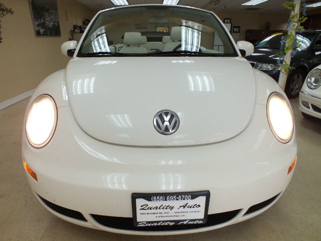 Volkswagen New Beetle 2007 photo 4