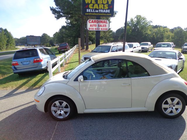 Volkswagen New Beetle 2007 photo 4