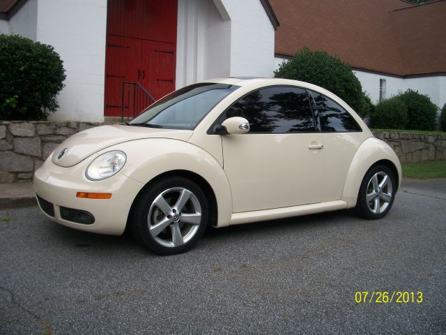 Volkswagen New Beetle 2007 photo 3