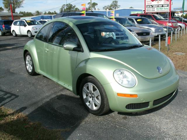 Volkswagen New Beetle 2007 photo 2