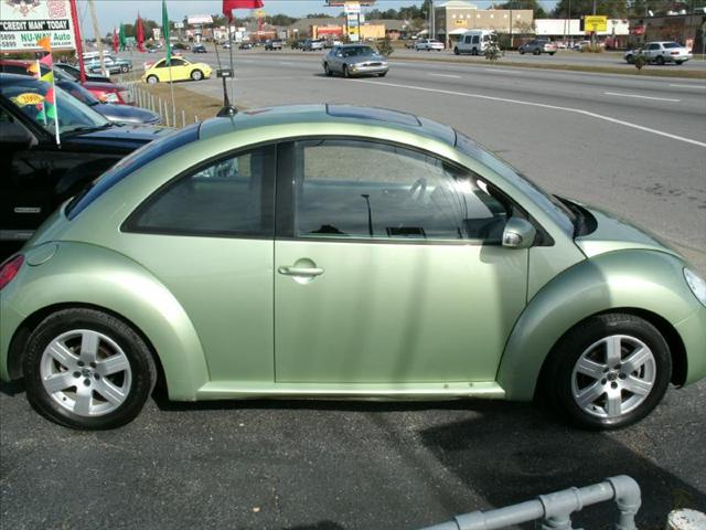 Volkswagen New Beetle 2007 photo 3