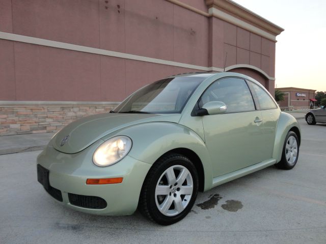 Volkswagen New Beetle 2007 photo 7