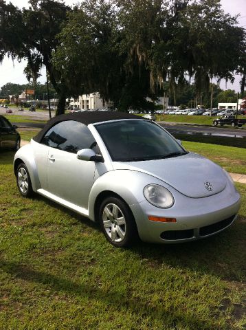 Volkswagen New Beetle 2007 photo 1