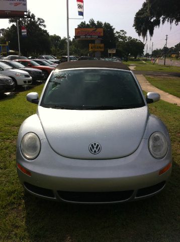 Volkswagen New Beetle 2007 photo 2