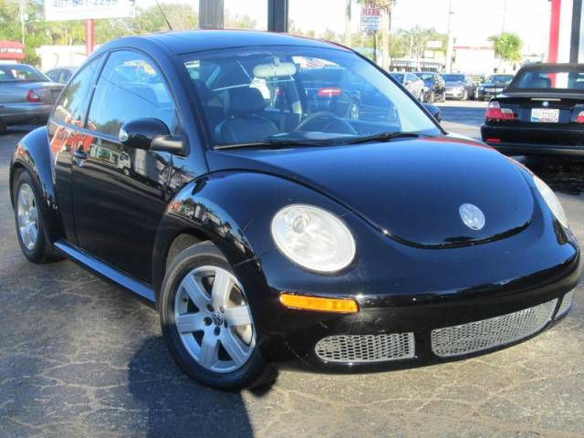 Volkswagen New Beetle 2007 photo 1