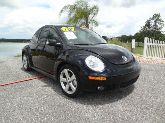 Volkswagen New Beetle 2007 photo 2