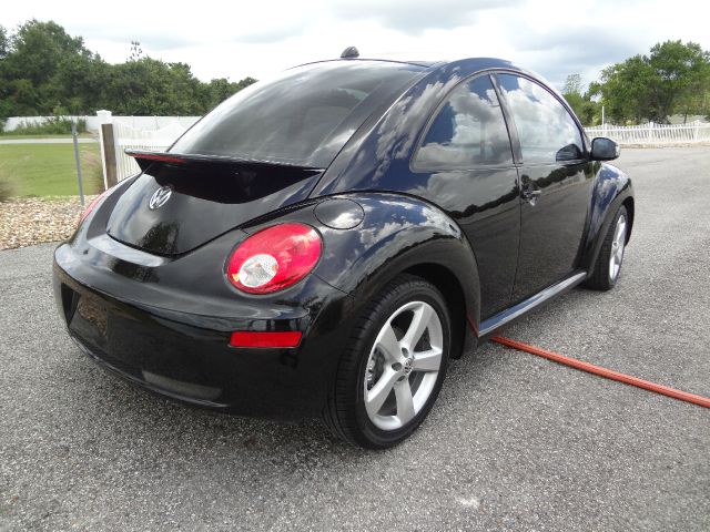 Volkswagen New Beetle 2007 photo 3