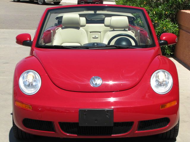 Volkswagen New Beetle 2007 photo 3