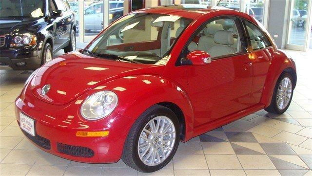 Volkswagen New Beetle 2007 photo 1