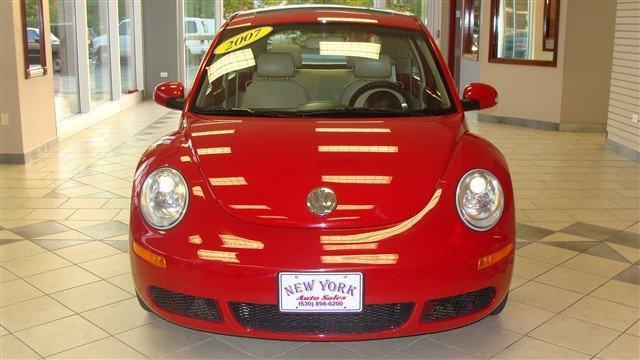 Volkswagen New Beetle 2007 photo 2