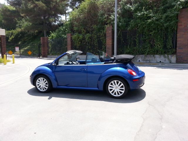 Volkswagen New Beetle 2008 photo 4