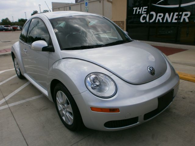 Volkswagen New Beetle 2008 photo 27