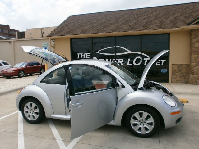 Volkswagen New Beetle 2008 photo 8