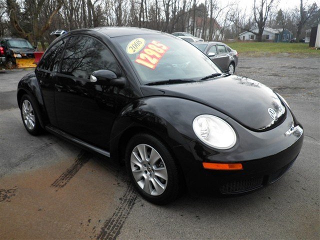 Volkswagen New Beetle 2008 photo 4