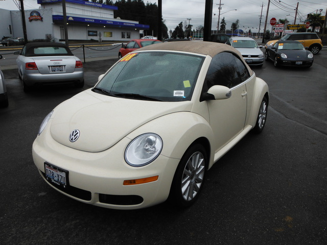 Volkswagen New Beetle 24K Unspecified