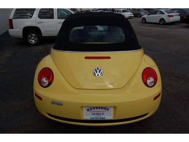 Volkswagen New Beetle XR Convertible