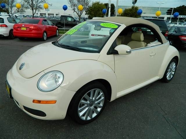 Volkswagen New Beetle 24K Unspecified