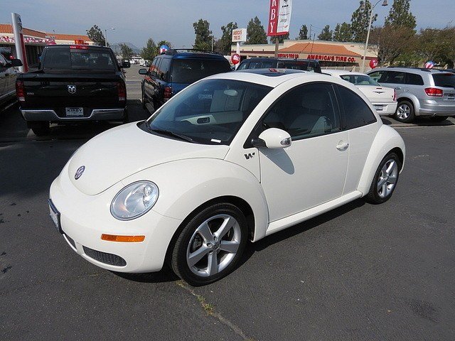 Volkswagen New Beetle 24K Unspecified