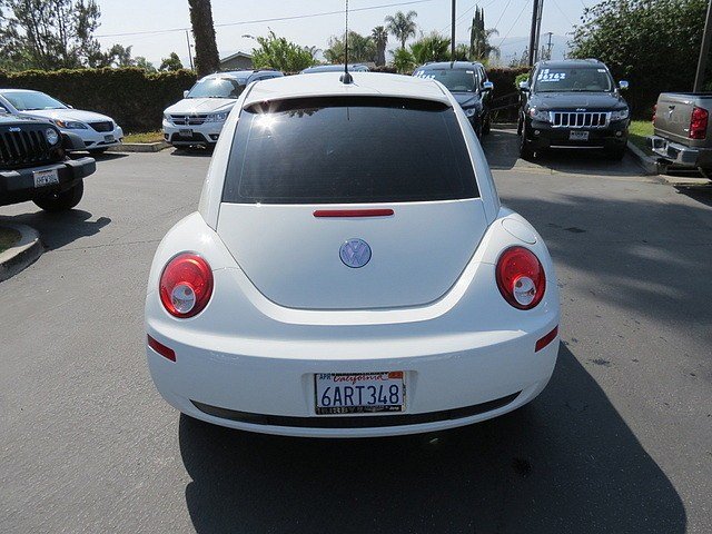 Volkswagen New Beetle 2008 photo 5