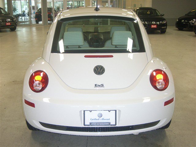 Volkswagen New Beetle 2008 photo 5