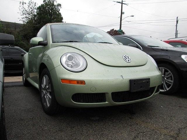 Volkswagen New Beetle 2008 photo 2