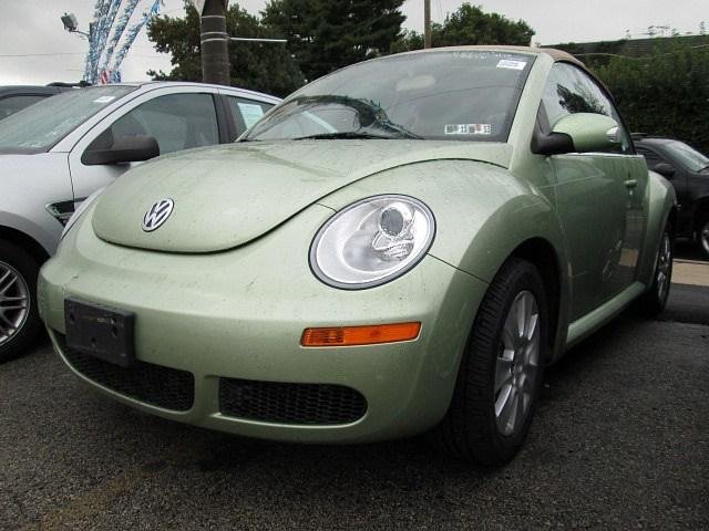 Volkswagen New Beetle 2008 photo 4