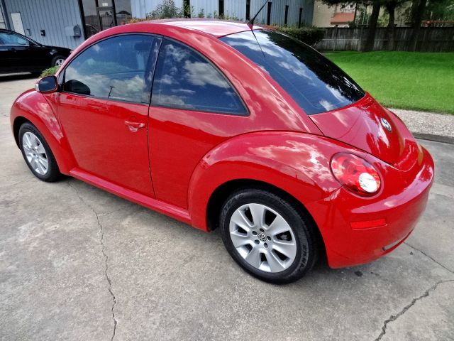 Volkswagen New Beetle 2008 photo 42