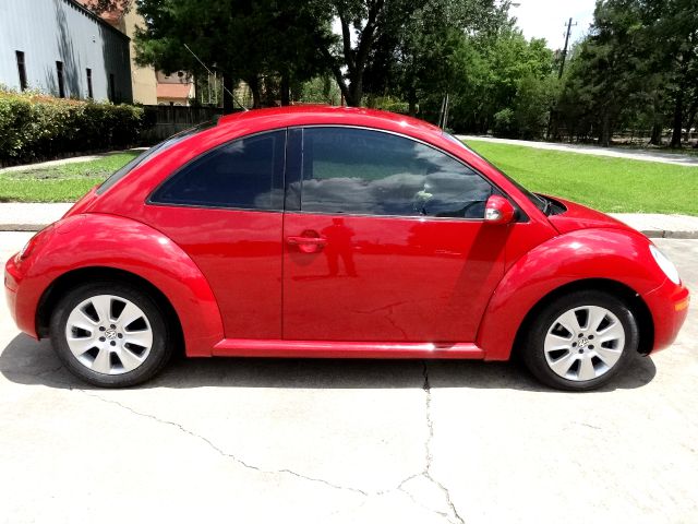 Volkswagen New Beetle 2008 photo 7