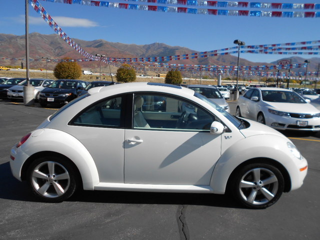 Volkswagen New Beetle 2008 photo 5