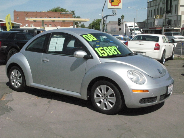 Volkswagen New Beetle 2008 photo 3