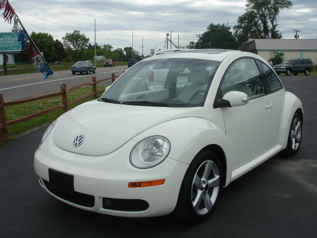 Volkswagen New Beetle 2008 photo 3