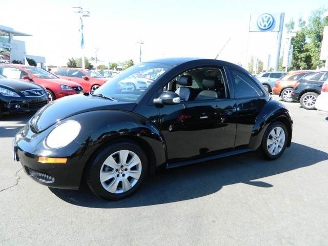 Volkswagen New Beetle 2008 photo 3