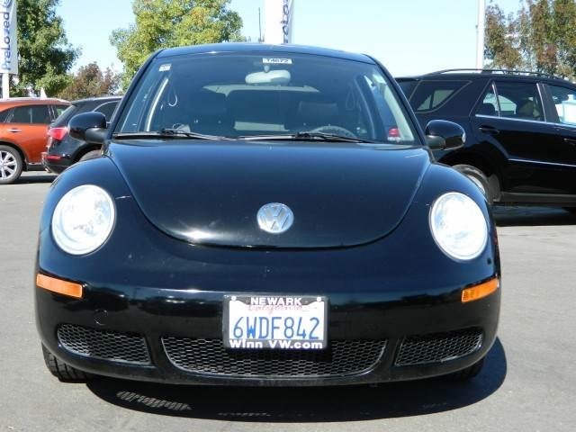 Volkswagen New Beetle 2008 photo 5