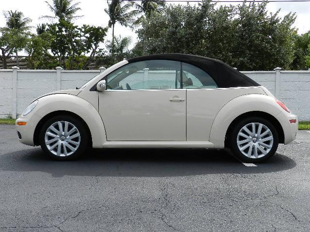 Volkswagen New Beetle 2008 photo 5