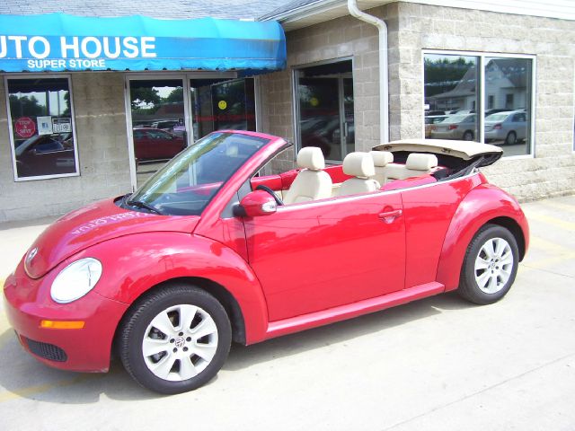 Volkswagen New Beetle 2009 photo 11