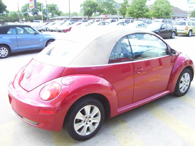 Volkswagen New Beetle 2009 photo 12