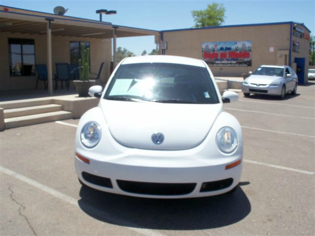 Volkswagen New Beetle 2009 photo 11