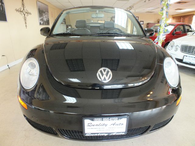 Volkswagen New Beetle 2009 photo 4