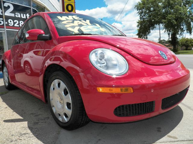 Volkswagen New Beetle 2010 photo 2