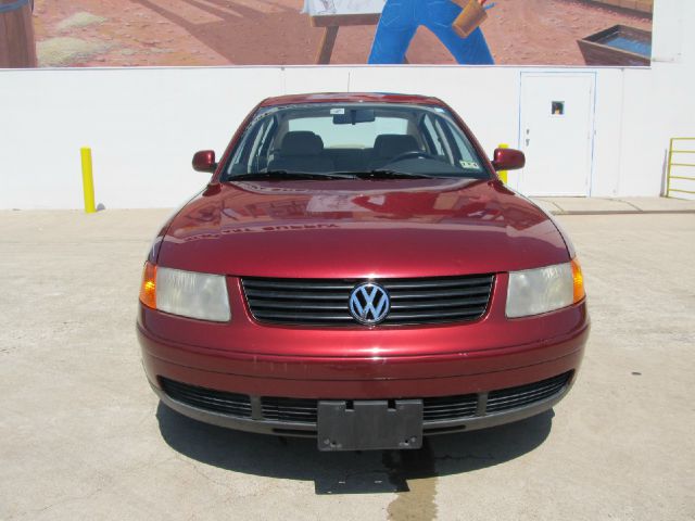 Volkswagen Passat 1998 photo 1