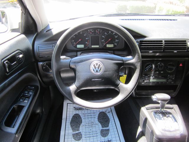 Volkswagen Passat 1999 photo 4