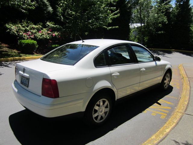 Volkswagen Passat 1999 photo 6