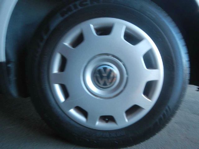 Volkswagen Passat 1999 photo 3