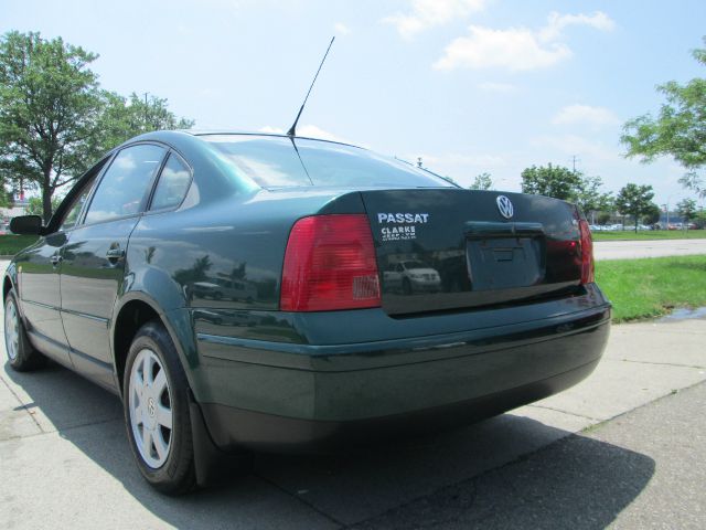 Volkswagen Passat 1999 photo 4