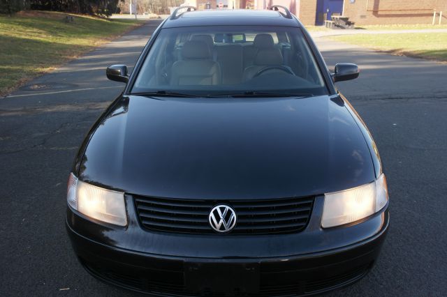 Volkswagen Passat 1999 photo 3