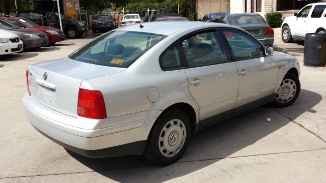 Volkswagen Passat 1999 photo 4