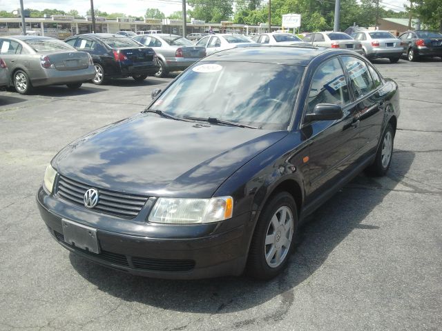 Volkswagen Passat 1999 photo 2