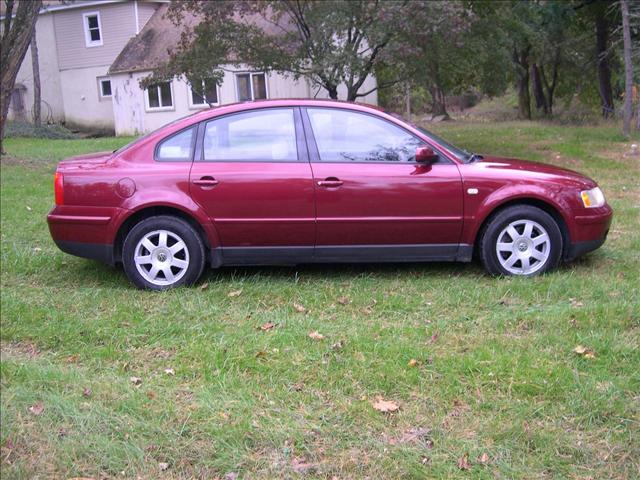 Volkswagen Passat 1999 photo 2