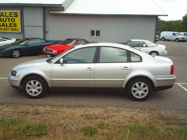 Volkswagen Passat 1999 photo 3